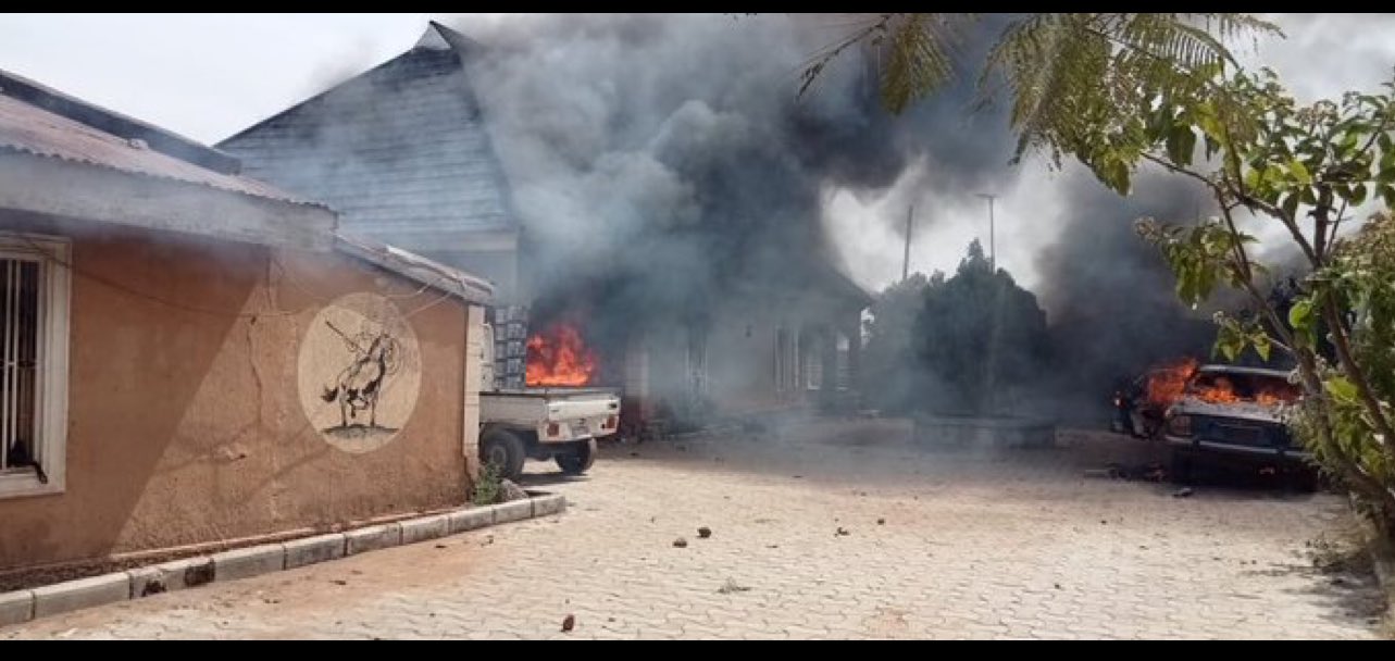 Plateau: Protesting Women Burn Down House of District Head of Bokkos Town Over Wrong Arrests
