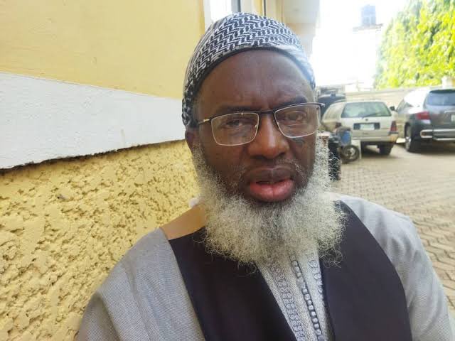 Sheikh Gumi Advises FG to Make Dialogue with Bandits Instead of Military Bombings